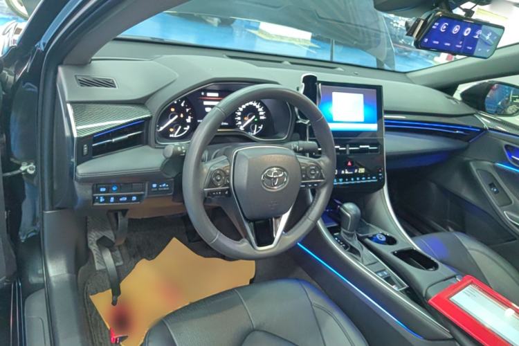 Used Toyota Avalon 2022 2.0L Luxury Edition Center Console