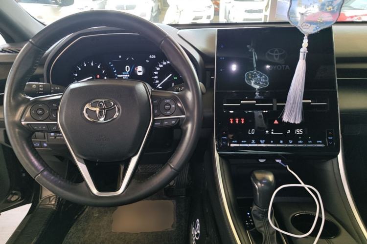 Used Toyota Avalon 2022 2.0L Luxury Edition Center Console