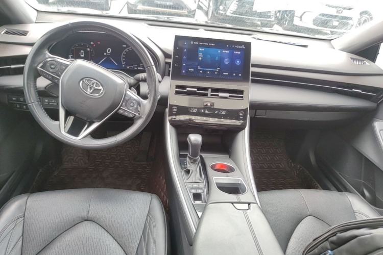 Used Toyota Avalon 2022 2.5L Touring Premium Edition Center Console