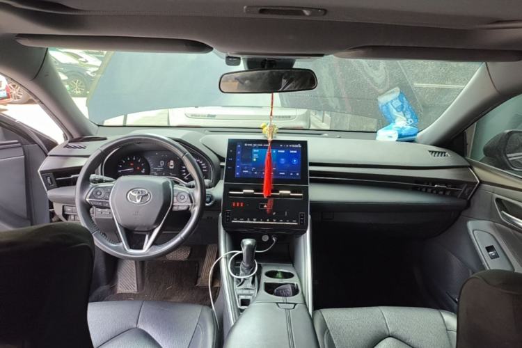 Used Toyota Avalon 2022 2.5L Luxury Edition Center Console