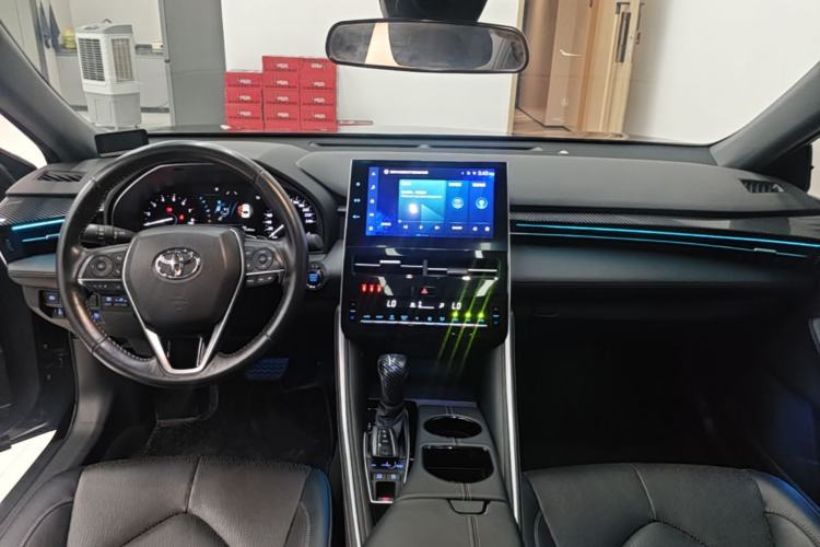 Used Toyota Avalon 2022 2.5L Luxury Edition Center Console