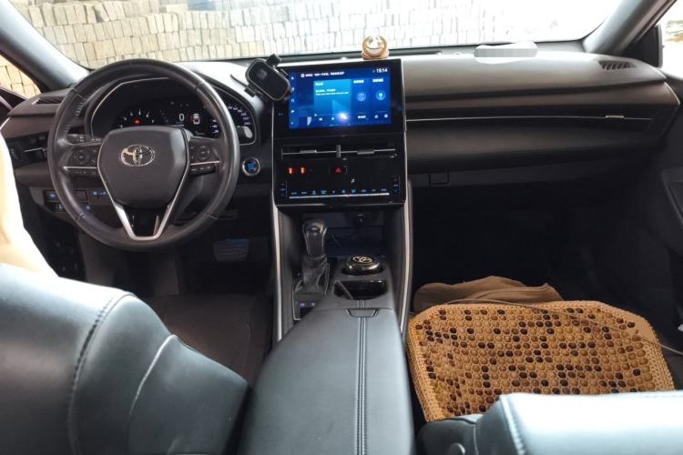 Used Toyota Avalon 2022 2.0L Luxury Edition Center Console
