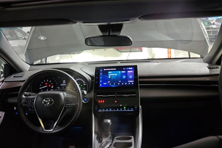 Used Toyota Avalon 2022 2.0L Luxury Edition Center Console