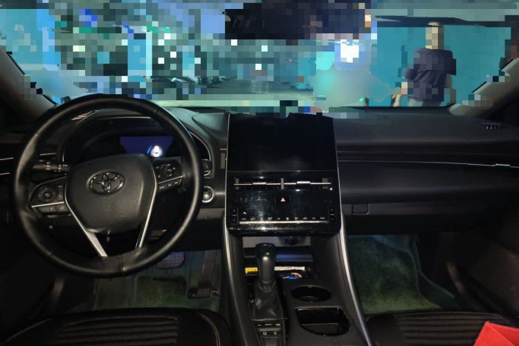 Used Toyota Avalon 2022 2.5L Luxury Edition Center Console