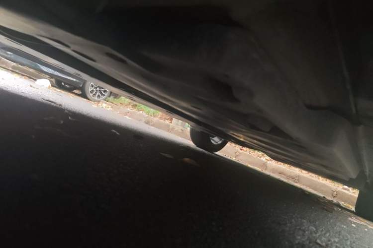 Used Toyota Avalon 2022 2.0L Luxury Edition Chassis Front Left