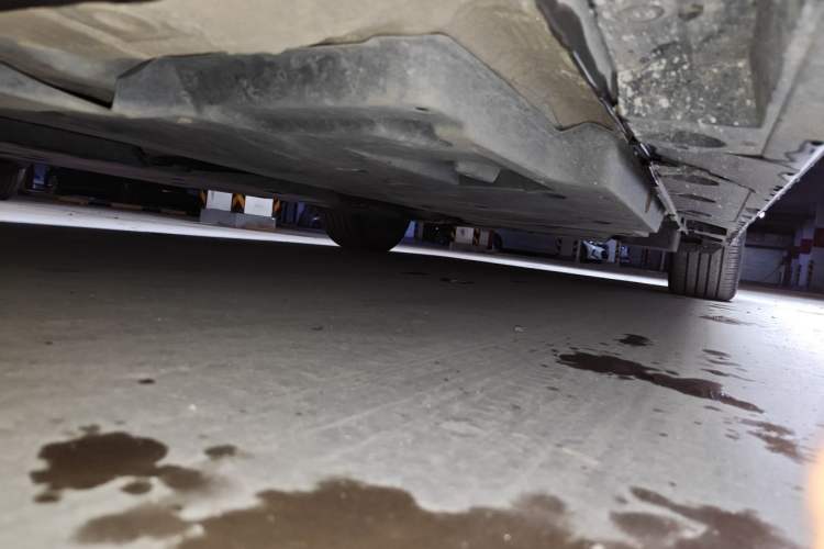 Used Toyota Avalon 2022 Dual-Engine 2.5L XLE Premium Edition Chassis Front Left