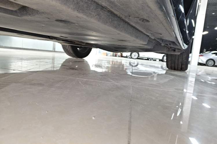 Used Toyota Avalon 2022 2.0L XLE Premium Edition Chassis Front Left