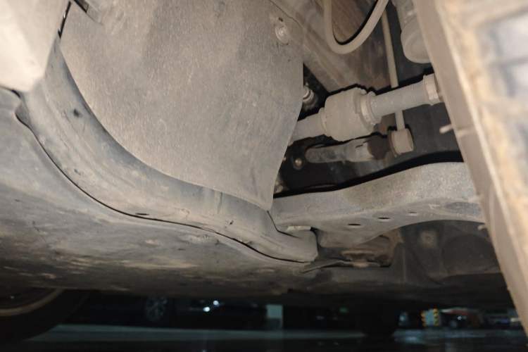 Used Toyota Avalon 2022 2.5L Luxury Edition Chassis Front Left
