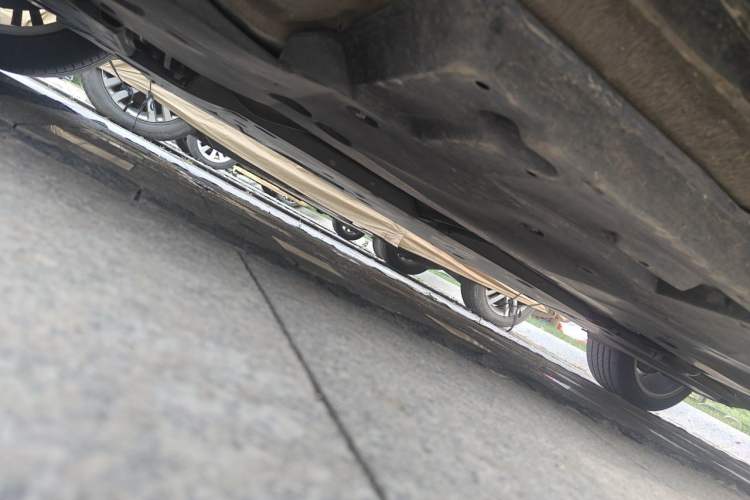 Used Toyota Avalon 2022 2.5L Touring Premium Edition Chassis Front Left