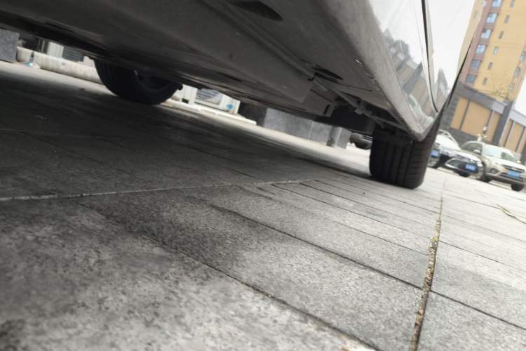 Used Toyota Avalon 2022 2.5L Luxury Edition Chassis Front Left
