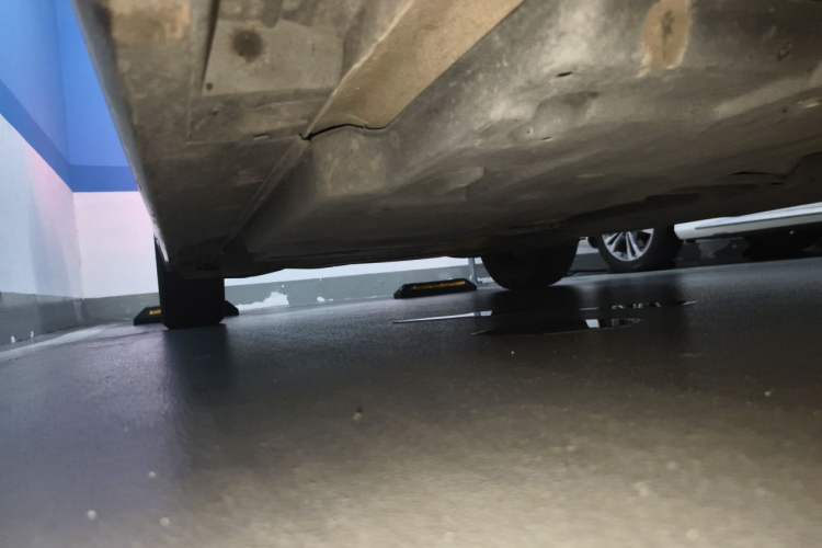 Used Toyota Avalon 2022 Dual-Engine 2.5L Luxury Edition Chassis Front Right