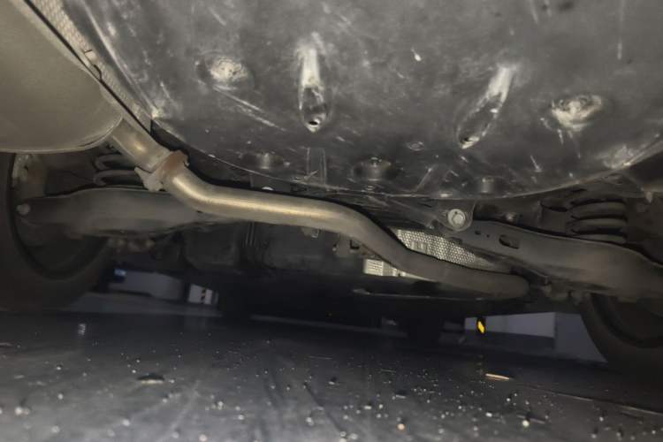 Used Toyota Avalon 2022 Dual-Engine 2.5L Luxury Edition Chassis Rear