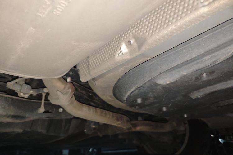 Used Toyota Avalon 2022 2.5L Luxury Edition Chassis Rear Left