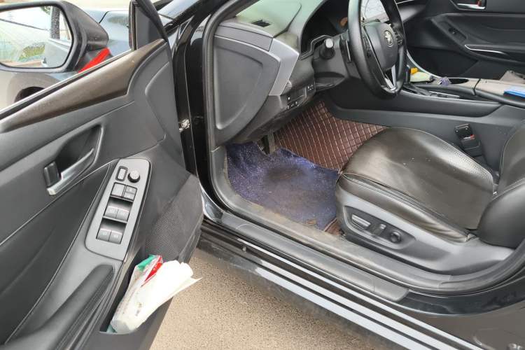 Used Toyota Avalon 2022 2.5L Luxury Edition Driver Seat