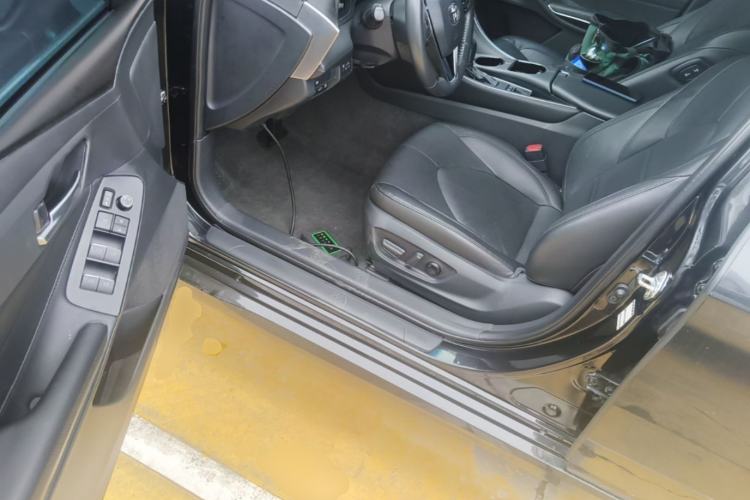 Used Toyota Avalon 2022 2.0L Luxury Edition Driver Seat