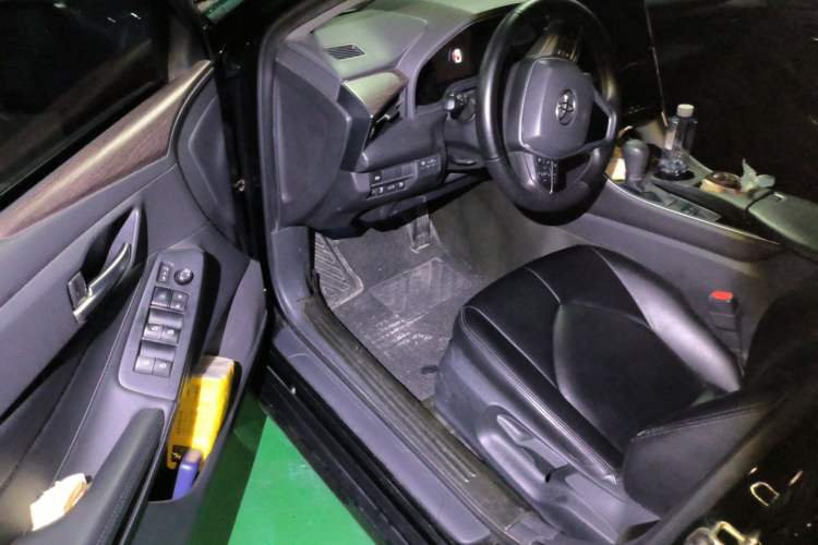 Used Toyota Avalon 2022 2.0L Ambition Edition Driver Seat