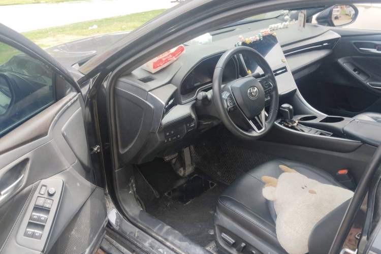 Used Toyota Avalon 2022 2.0L XLE Premium Edition Driver Seat