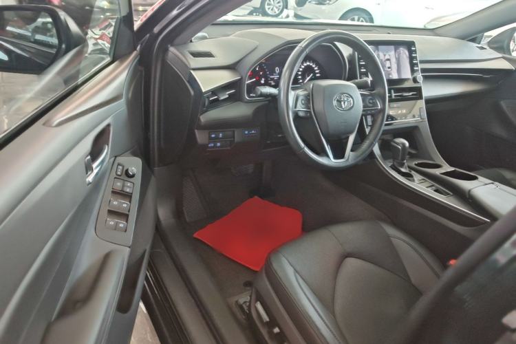 Used Toyota Avalon 2022 2.0L Luxury Edition Driver Seat