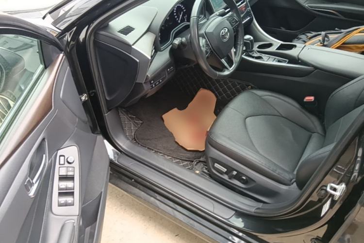 Used Toyota Avalon 2022 2.0L Luxury Edition Driver Seat