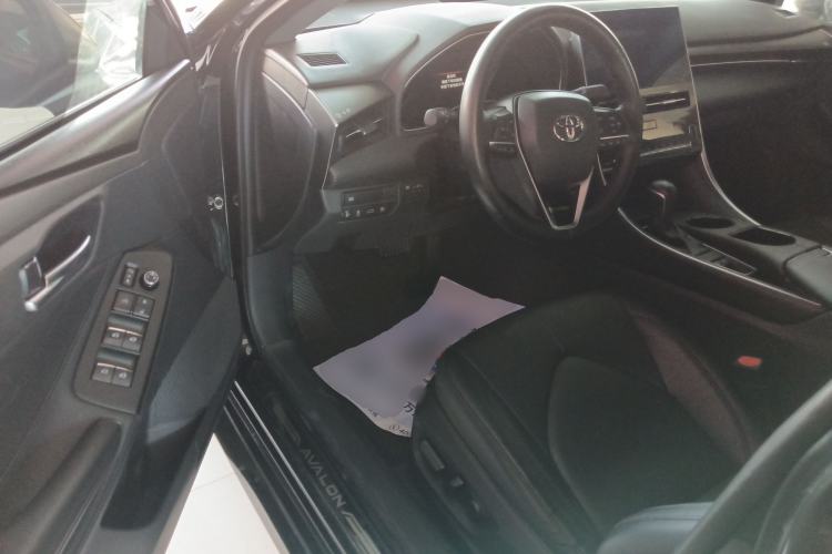 Used Toyota Avalon 2022 2.0L Luxury Edition Driver Seat