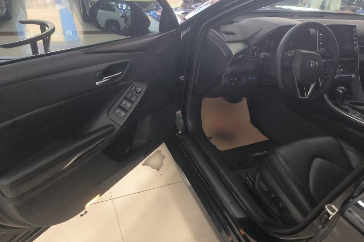 Used Toyota Avalon 2022 2.0L Luxury Edition Driver Seat