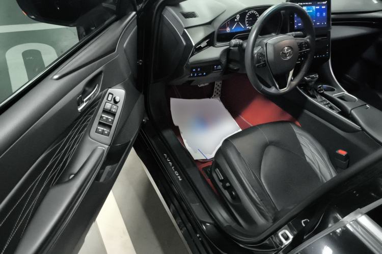Used Toyota Avalon 2022 2.5L Touring Premium Edition Driver Seat