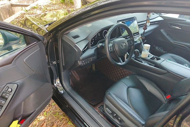 Used Toyota Avalon 2022 2.0L Luxury Edition Driver Seat