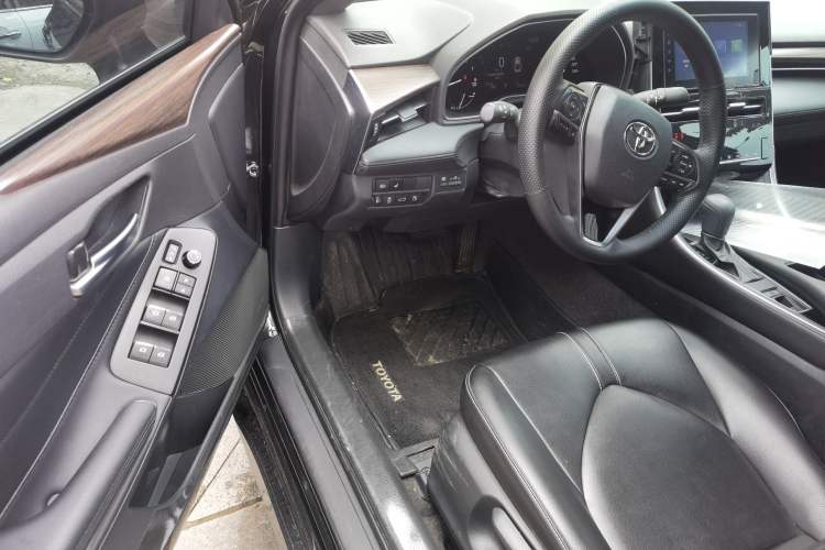 Used Toyota Avalon 2022 2.0L Ambition Edition Driver Seat