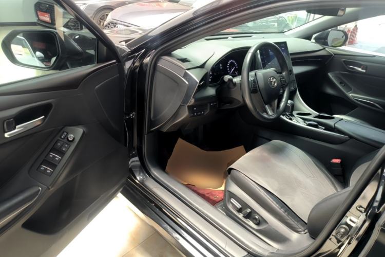 Used Toyota Avalon 2022 2.5L Luxury Edition Driver Seat