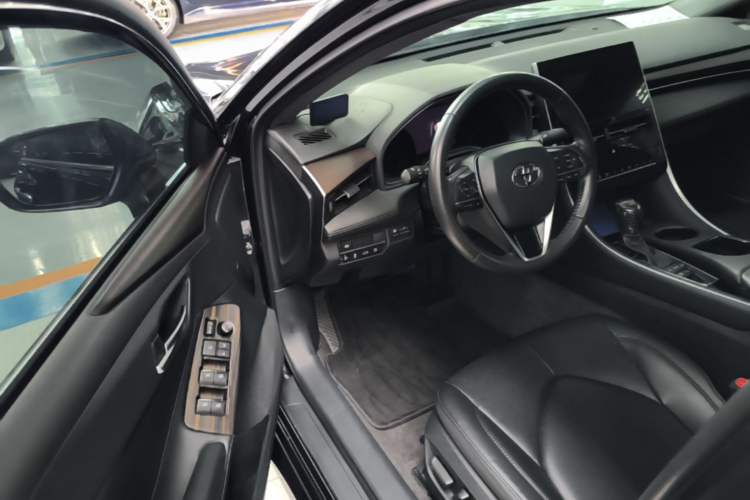 Used Toyota Avalon 2022 2.5L Luxury Edition Driver Seat