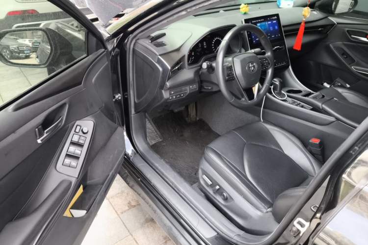 Used Toyota Avalon 2022 2.5L Luxury Edition Driver Seat