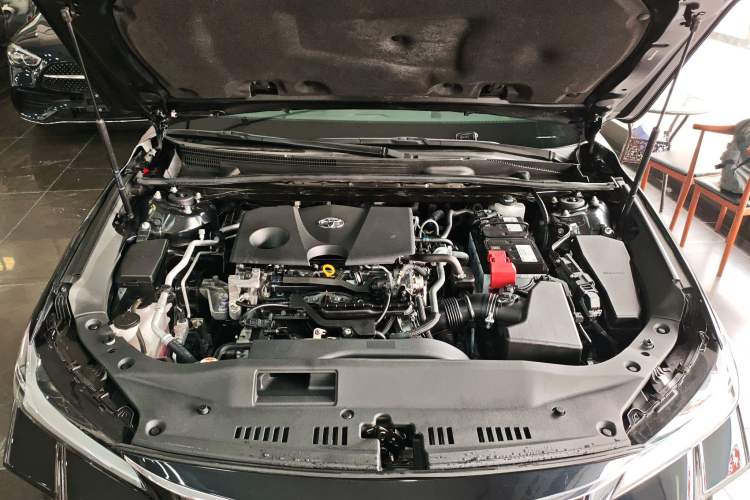 Used Toyota Avalon 2022 2.0L Ambition Edition Engine Bay