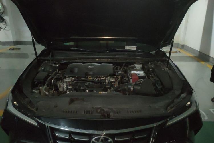 Used Toyota Avalon 2022 2.0L XLE Premium Edition Engine Bay
