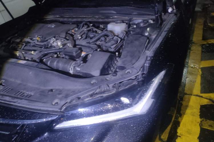 Used Toyota Avalon 2022 Dual-Engine 2.5L Luxury Edition Engine Bay Left