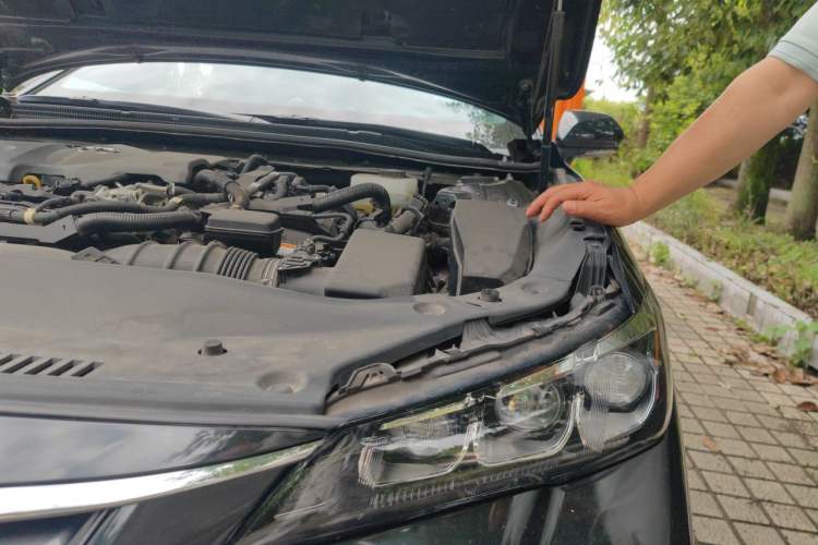 Used Toyota Avalon 2022 Dual-Engine 2.5L Luxury Edition Engine Bay Left