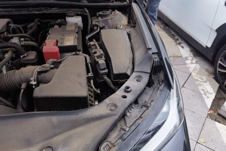 Used Toyota Avalon 2022 2.0L Ambition Edition Engine Bay Left