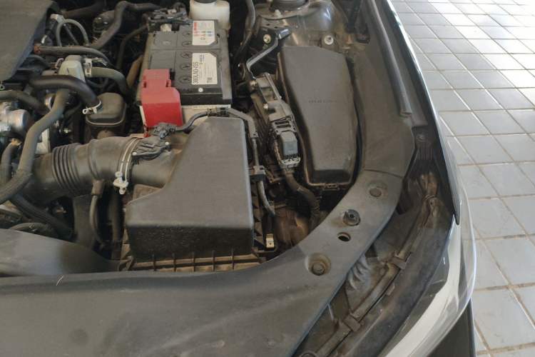 Used Toyota Avalon 2022 2.0L Ambition Edition Engine Bay Left