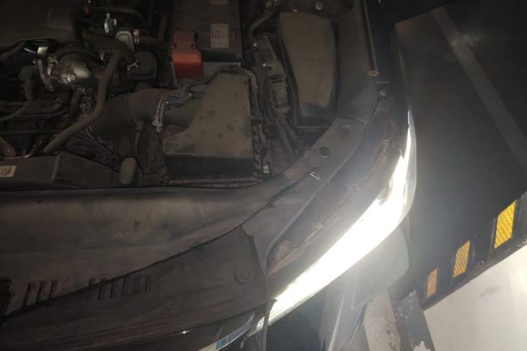 Used Toyota Avalon 2022 2.5L Touring Premium Edition Engine Bay Left
