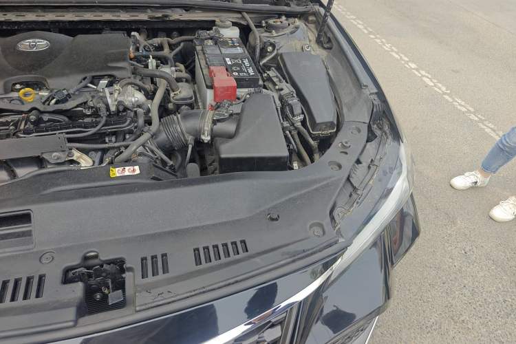 Used Toyota Avalon 2022 2.5L Luxury Edition Engine Bay Left