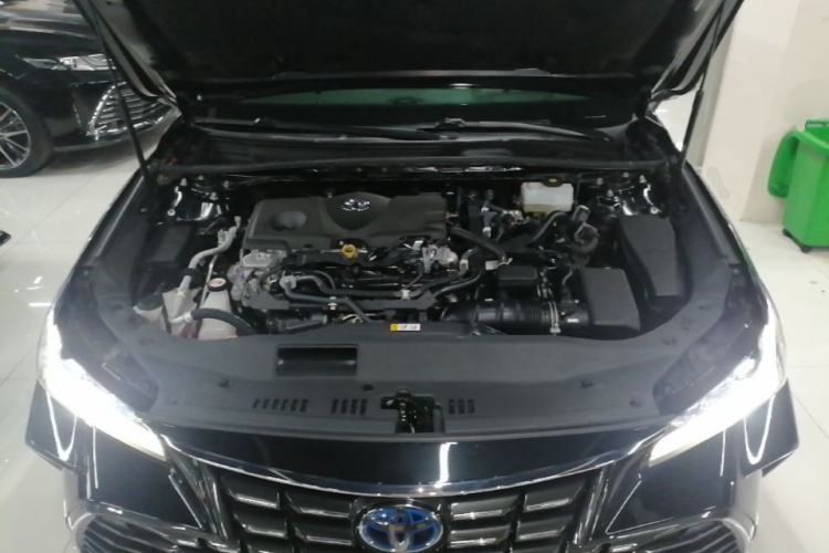 Used Toyota Avalon 2022 Dual-Engine 2.5L XLE Premium Edition Engine Bay