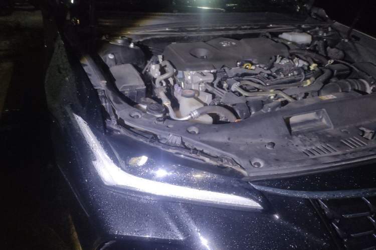 Used Toyota Avalon 2022 Dual-Engine 2.5L Luxury Edition Engine Bay Right