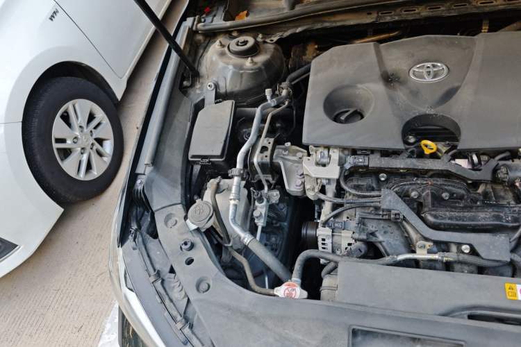 Used Toyota Avalon 2022 2.0L Luxury Edition Engine Bay Right