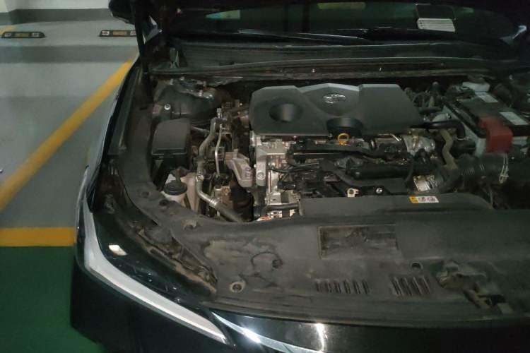 Used Toyota Avalon 2022 2.0L XLE Premium Edition Engine Bay Right