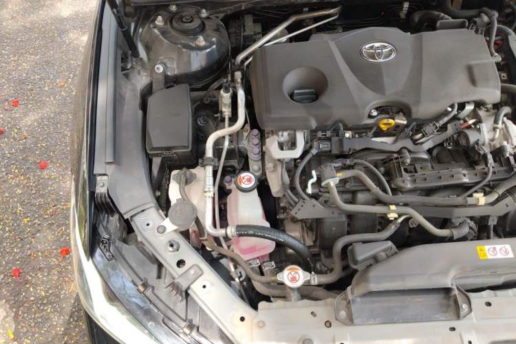 Used Toyota Avalon 2022 Dual-Engine 2.5L Luxury Edition Engine Bay Right