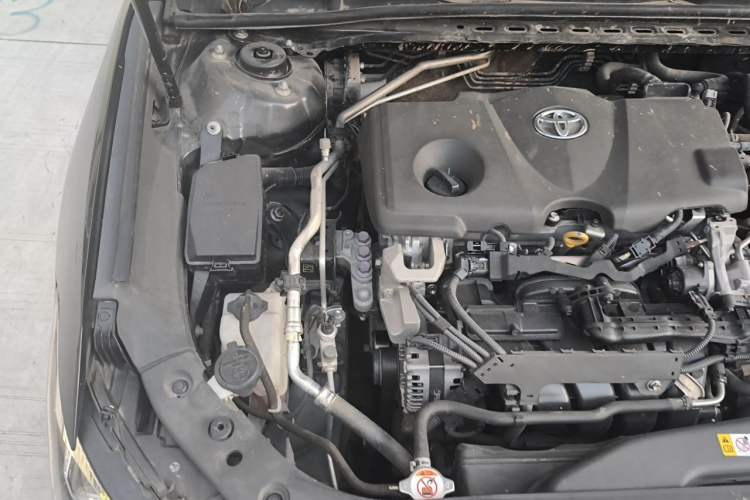 Used Toyota Avalon 2022 2.5L Luxury Edition Engine Bay Right