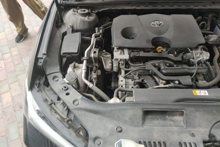Used Toyota Avalon 2022 2.0L XLE Premium Edition Engine Bay Right