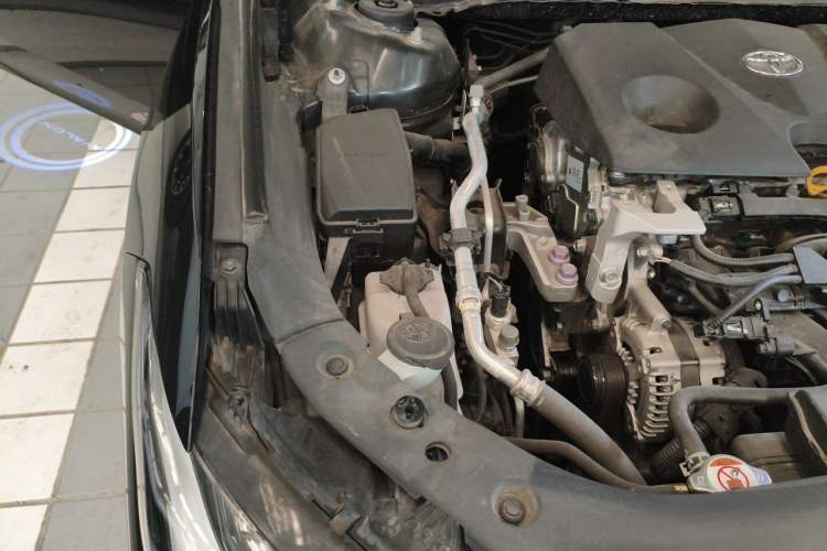 Used Toyota Avalon 2022 2.0L Ambition Edition Engine Bay Right