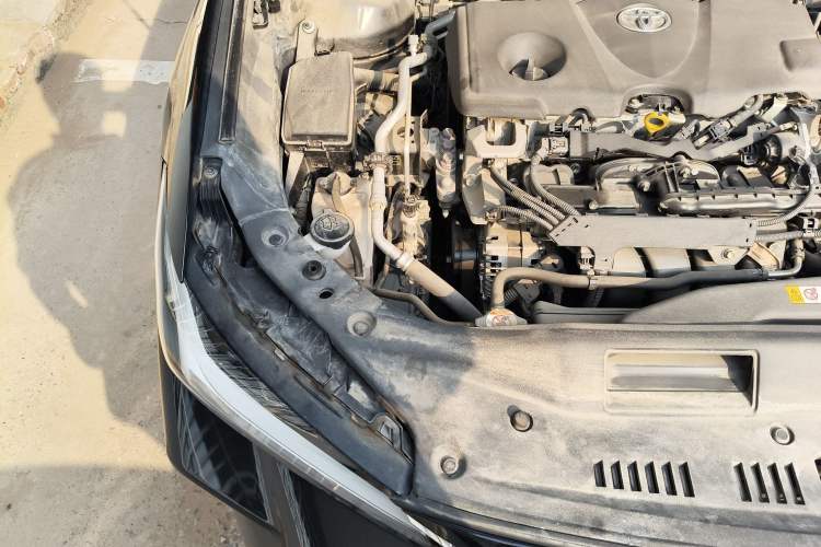 Used Toyota Avalon 2022 2.5L Luxury Edition Engine Bay Right