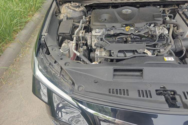 Used Toyota Avalon 2022 2.5L Luxury Edition Engine Bay Right