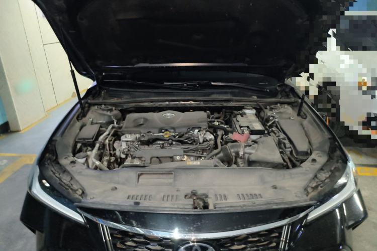Used Toyota Avalon 2022 2.5L Luxury Edition Engine Bay